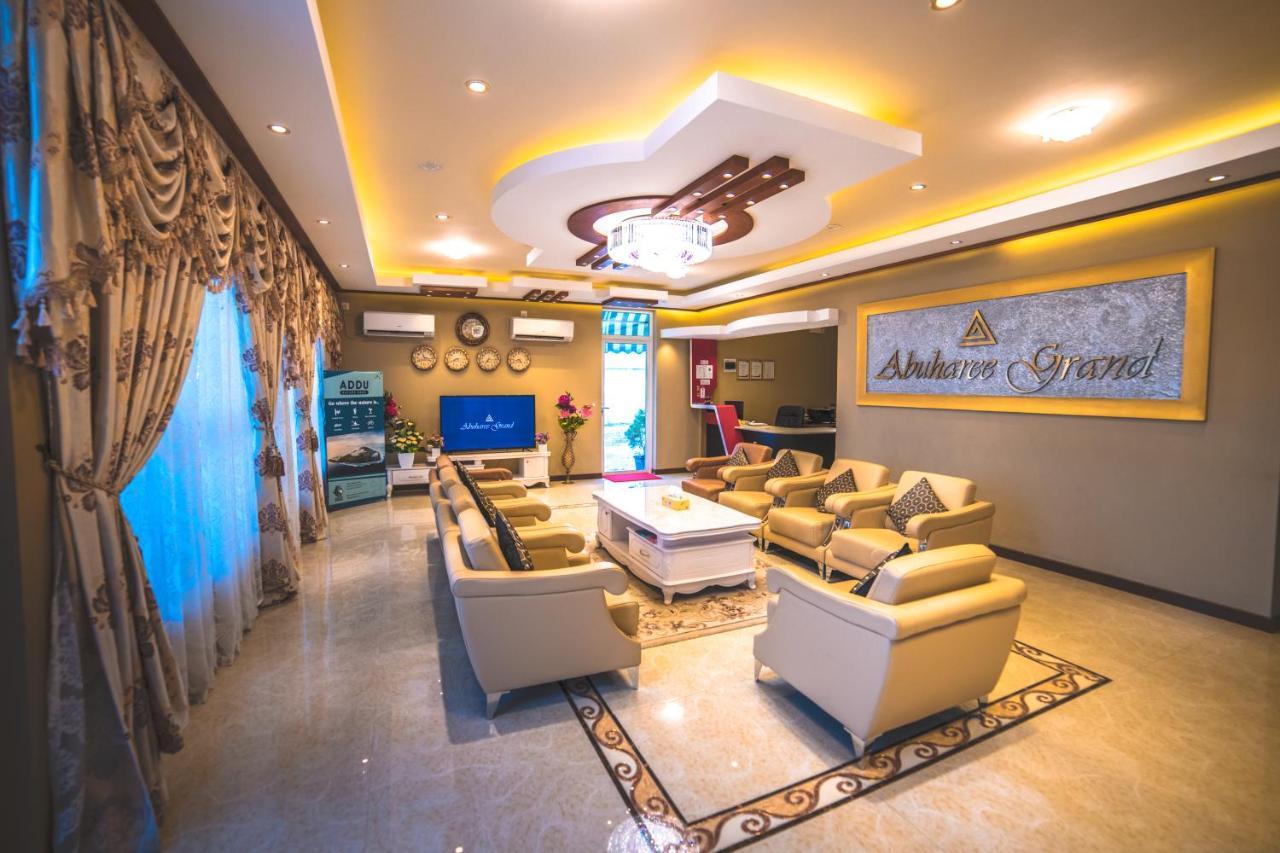 Abuharee Grand Hotel Addu City Exterior foto