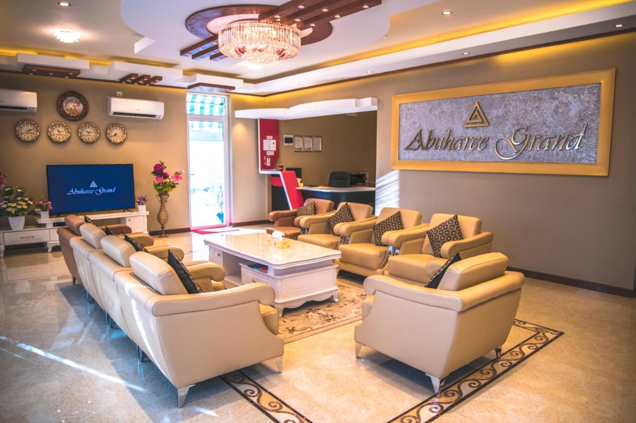 Abuharee Grand Hotel Addu City Exterior foto