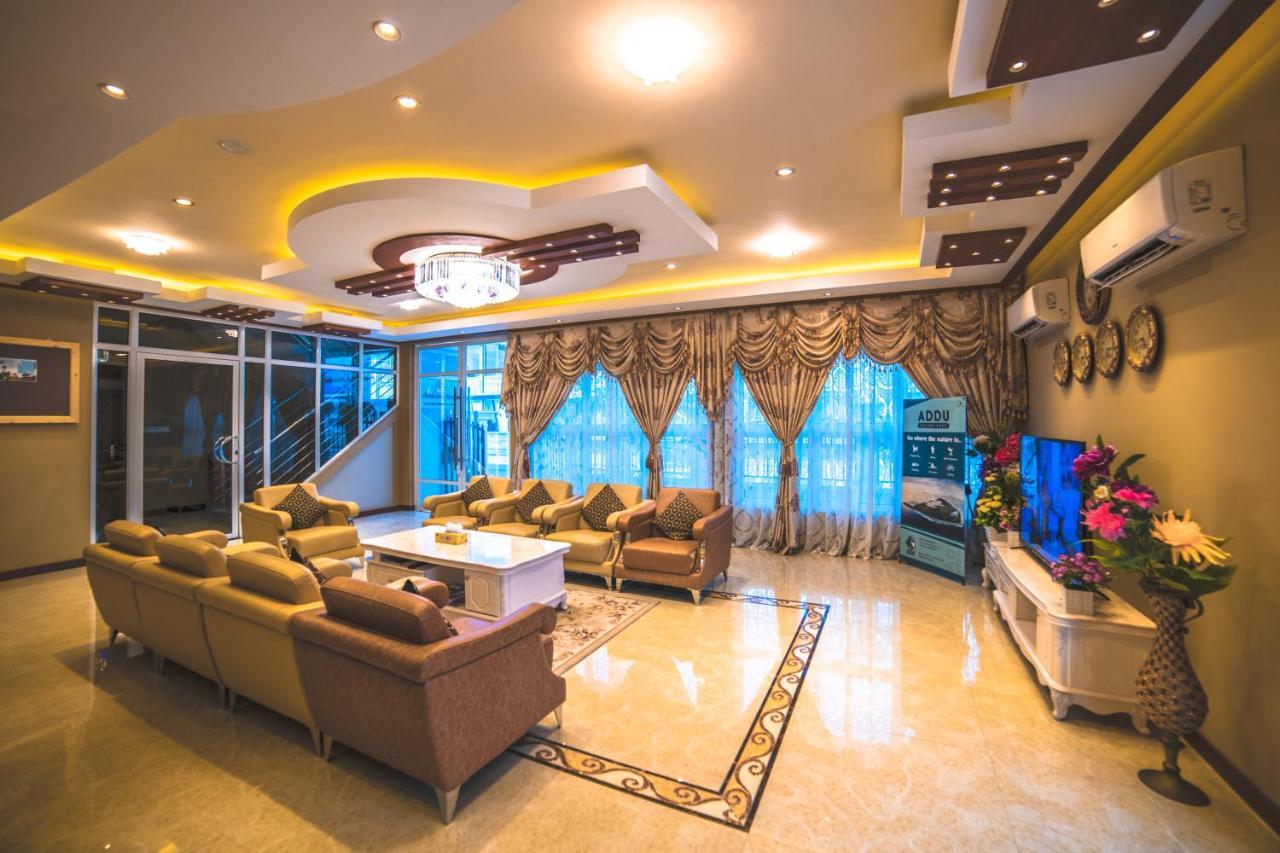 Abuharee Grand Hotel Addu City Exterior foto